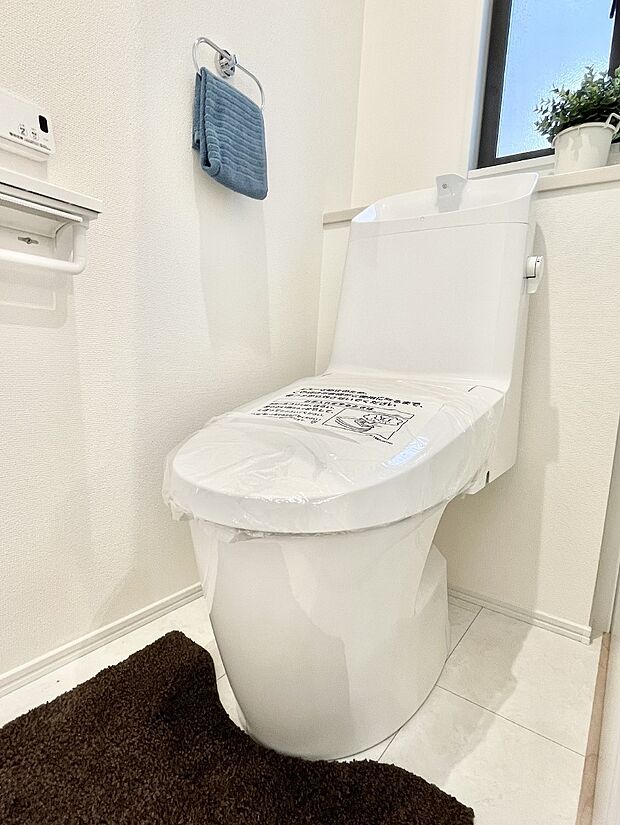 ◆NO.19◆〜Toilet〜　清潔感のある水回り♪トイレはウォシュレット付きです◎トイレは毎日使わざるを得ないもの。いつも清潔を保ちたいですね。トイレが2ヶ所あるので朝の混雑時に便利です！