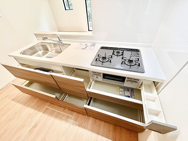 ◆2号棟◆使いやすさを優先したスライド式収納タイプ！