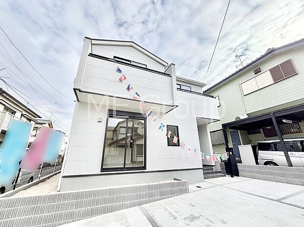 たっぷりの陽光と心地よい風が舞い込む住まい