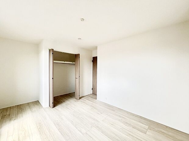 収納が充実しているので居住スペースを広々使えます