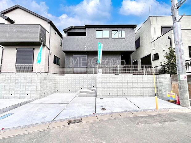 ◆2号棟◆~Exterior~ 閑静な住宅地で子育て家族にピッタリ。毎日のお散歩も快適な緑に恵まれたエリアで、自然に包まれた穏やかな暮らしを実現するための、ゆとりある住環境が整っています。