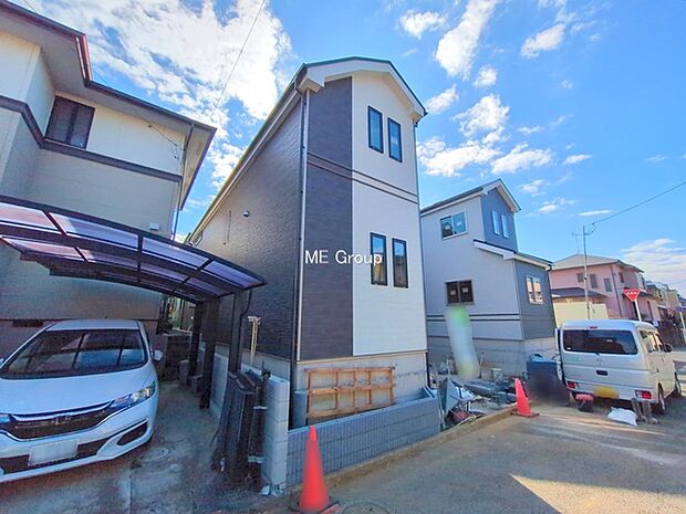 ◆B号棟◆〜Exterior〜 忙しく過ぎゆく日常を置き去るほど、ゆったりした時間が流れる住環境。『快適』は「家」と「街」と「環境」が調和した時に訪れるだと改めて感じさせてくれます。