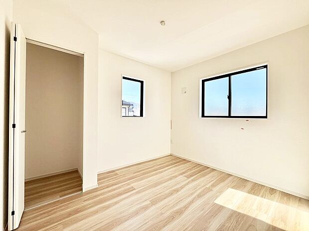 収納が充実しているので居住スペースを広々使えます