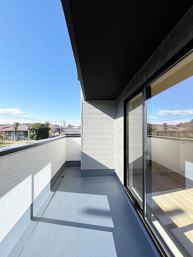 風通しの良いバルコニー