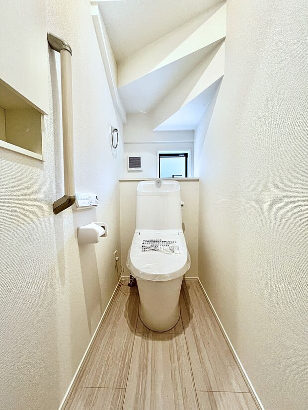 トイレは1階と2階それぞれに配置されていてとても便利です。