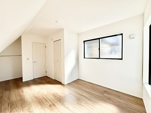 爽やかな日差しがお部屋全体を優しく包み込んでくれます