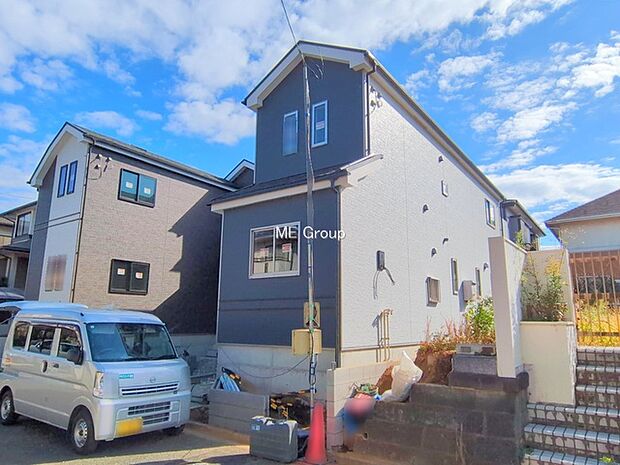 ◆A号棟◆〜Exterior〜 閑静な住宅地で子育て家族にピッタリ。毎日のお散歩も快適な緑に恵まれたエリアで、自然に包まれた穏やかな暮らしを実現するための、ゆとりある住環境が整っています。