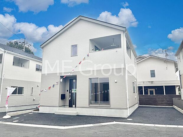 ◆2号棟◆〜Exterior〜 閑静な住宅地で子育て家族にピッタリ。毎日のお散歩も快適な緑に恵まれたエリアで、自然に包まれた穏やかな暮らしを実現するための、ゆとりある住環境が整っています。