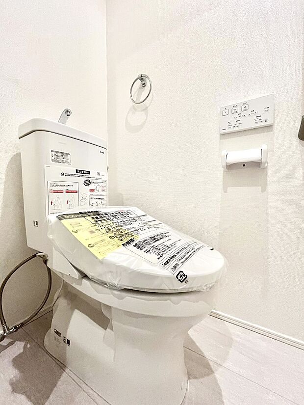トイレは1階と2階それぞれに配置されていてとても便利です。 