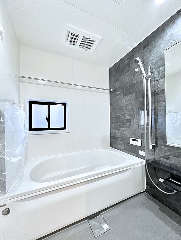 一日の疲れを癒やす大切なバスタイム。ゆっくりとお風呂を楽しんで疲れをとりたいですね!