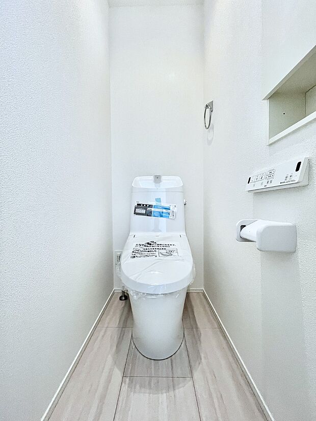 トイレは1階と2階それぞれに配置されていてとても便利です。