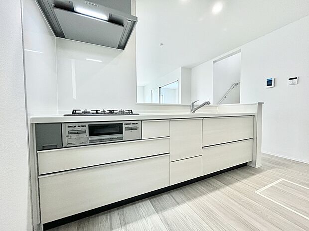 カウンター越しにお話しをしながら毎日のお料理をもっと楽しく