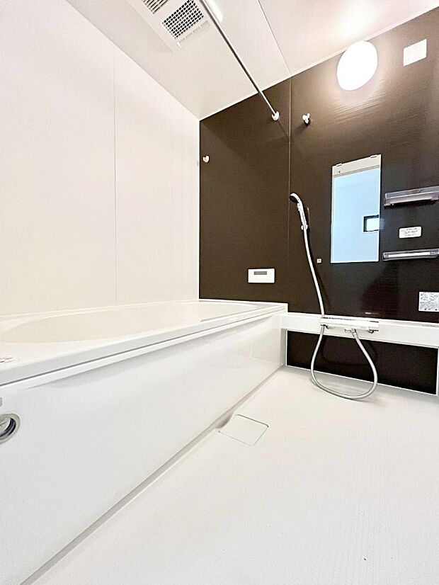 1日の疲れをリフレッシュできる、快適なバスタイムを演出してくれます