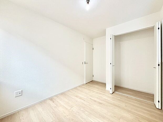 収納が充実しているので、居住スペースを広く使えます。