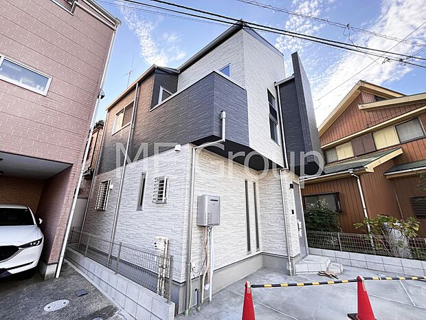 ~Exterior~ 首都圏で憧れのスローライフ♪緑に囲まれた土地は都会の喧騒を忘れられそう。四季を通じて自然と触れ合えるスポットが周辺には盛りだくさん!住みたくなる家。暮らしたい町。