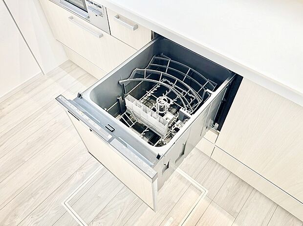 面倒なお片づけは食洗機にお任せ!家事の負担が減って、時間にも気持ちにもゆとりができます。