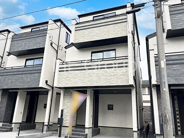 溢れる陽光でご家族の笑顔も輝く