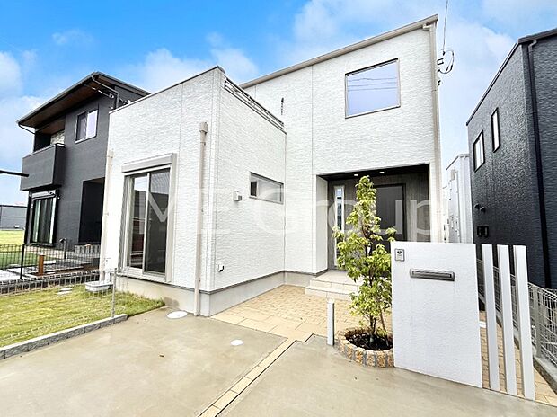 ◆94号棟◆〜Exterior〜 たっぷりの陽光と開放感に包まれる明るい住まい