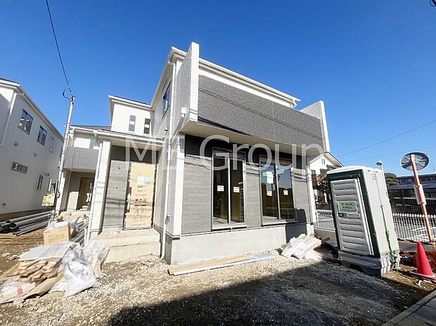 たっぷりの陽光と開放感に包まれる明るい住まい