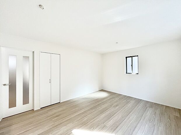 ◆A号棟◆~Living~ ここにはみんなが集い、食事と楽しい会話が始まる。話に夢中になりすぎて、ついつい時を忘れ夜半過ぎになってしまう。そんな束の間の幸せを感じさせてくれる場所でありたい。