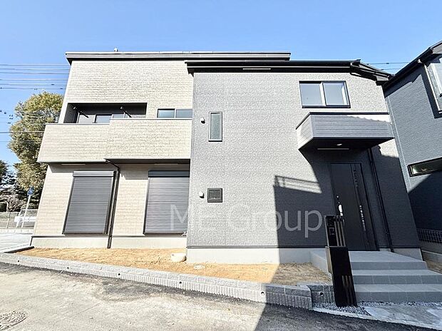 洗練された外観、上質な住空間が広がる室内は永く安心して過ごせる住居です。 