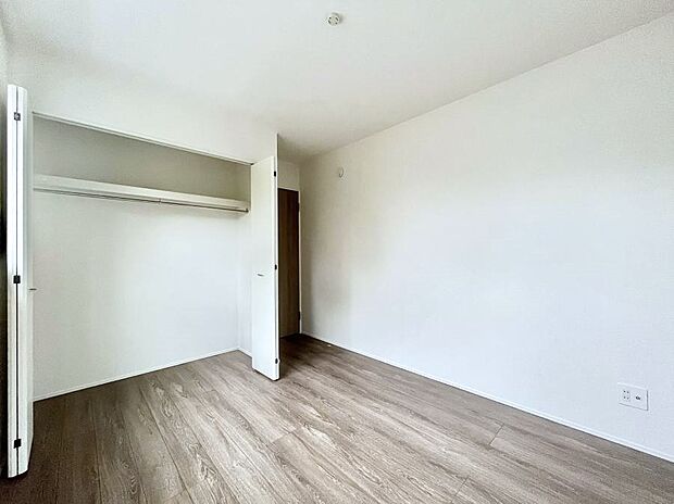 収納が充実しているので、居住スペースを広く使えます。