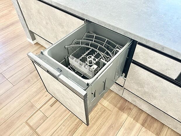 面倒なお片づけは食洗機にお任せ!家事の負担が減って、時間にも気持ちにもゆとりができます。