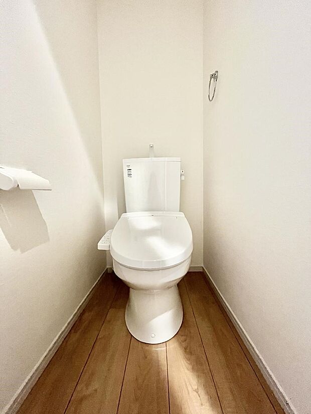 トイレは安心の2箇所!朝のバタバタも一安心です。