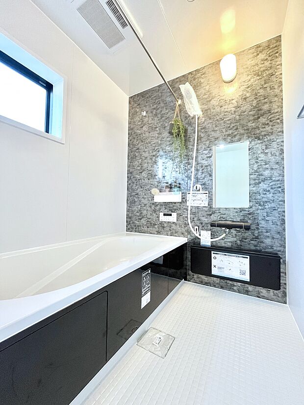 一日の疲れを癒やす大切なバスタイム。ゆっくりとお風呂を楽しんで疲れをとりたいですね！  