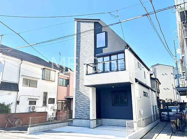 暮らしやすさと居心地の良さにこだわったシンプルで飽きのこないデザイン !