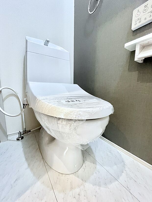 トイレは1階と2階それぞれに配置されていてとても便利です。 