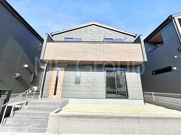 洗練された外観、上質な住空間が広がる室内は永く安心して過ごせる住居です。 