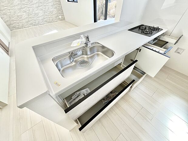 ◆2号棟◆使いやすさを優先したスライド式収納タイプ！