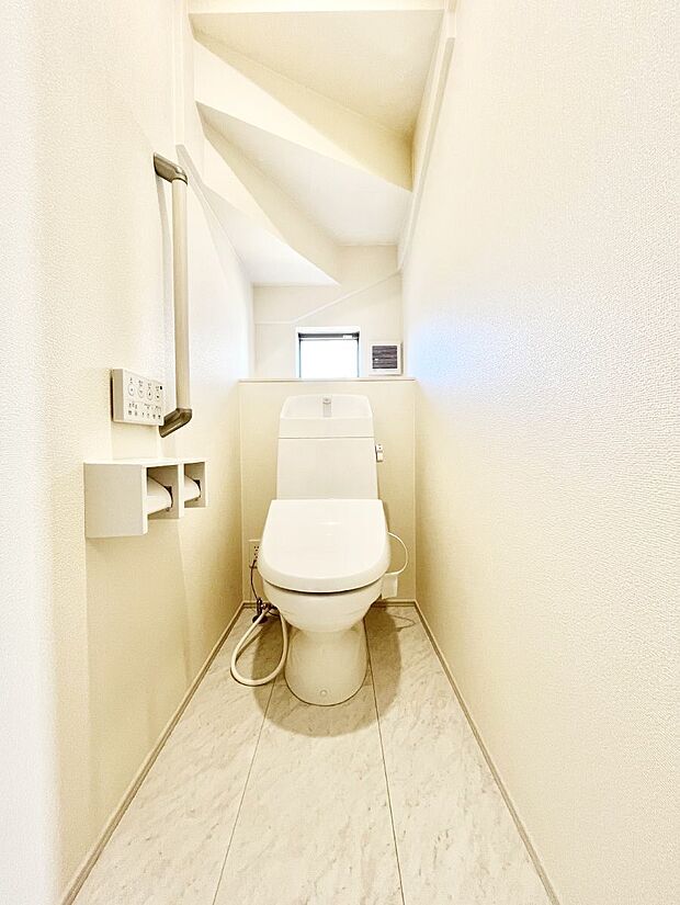 トイレは温水洗浄機能付き