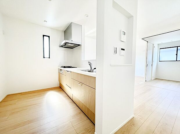 料理をしながらご家族との会話を楽しめる対面カウンターキッチン