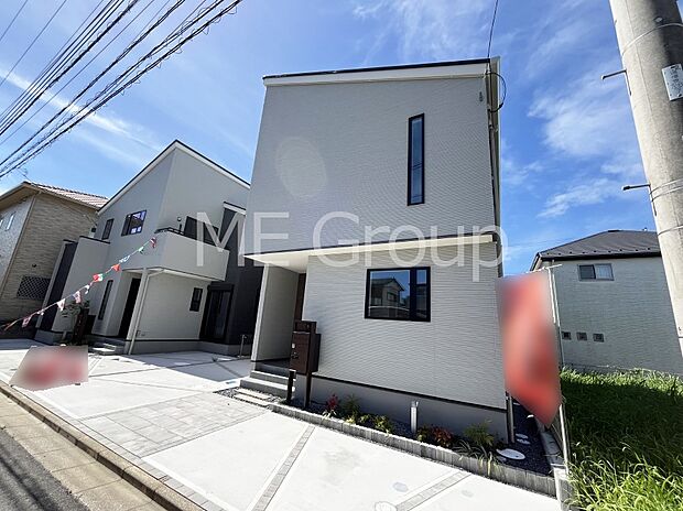 溢れる陽光でご家族の笑顔も輝く