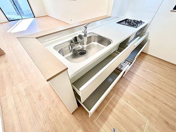 ◆A号棟◆使いやすさを優先したスライド式収納タイプ!