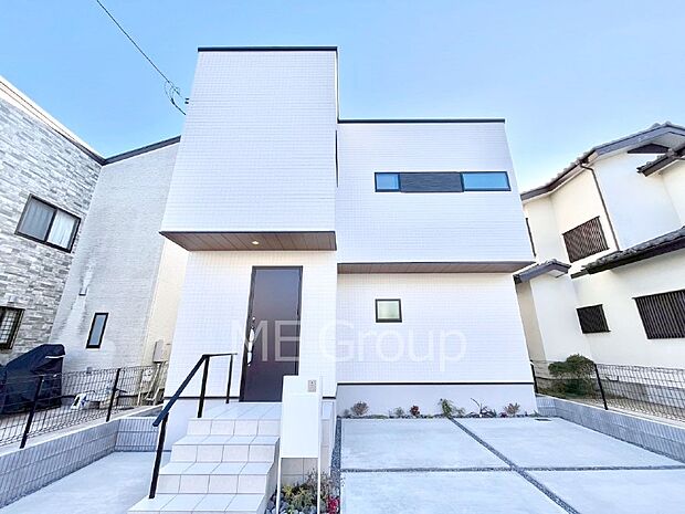 〜Exterior〜　周辺には学校や買物施設もあり生活、子育てに適した環境が広がっています！「永住地」として、物件のご見学だけではなく、周辺の環境や通学できる学校についてもご相談ください！