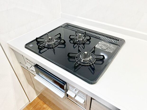 三口ガスコンロでお料理が一気にはかどりそう。  