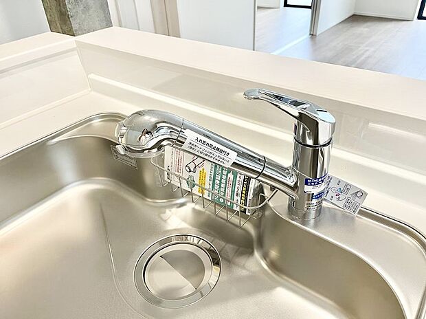 ◆B号棟◆いつでも清潔なおいしいお水を。一つの水栓で水道水と浄水を使い分け。