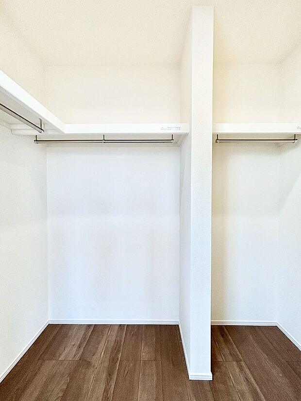 毎日の服選びが楽しくなるウォークインクローゼット 