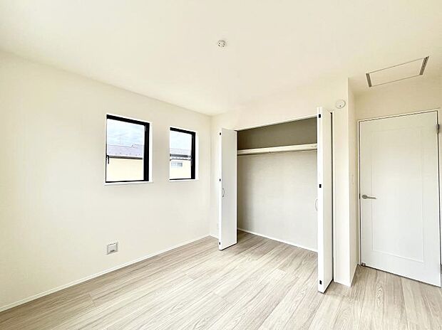 収納が充実しているので居住スペースを広々使えます