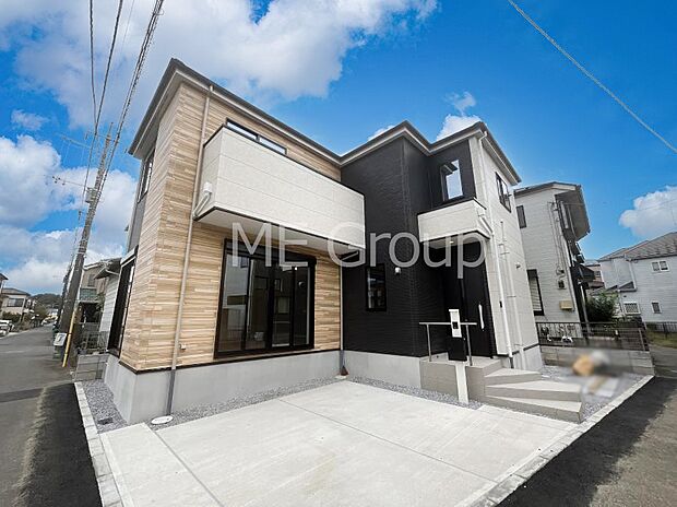 〜Exterior〜閑静な住宅地で子育て家族にピッタリ。毎日のお散歩も快適な緑に恵まれたエリアで、自然に包まれた穏やかな暮らしを実現するための、ゆとりある住環境が整っています。