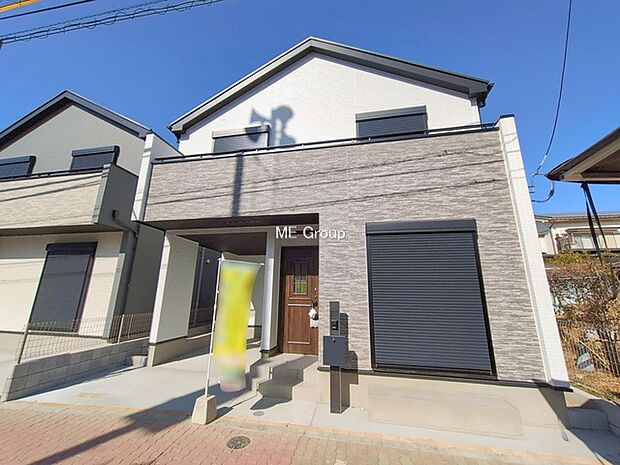 ◆L号棟◆〜Exterior〜　一戸建ての大きなメリットは、自分達の「土地」を「自由に」使える事です。ガーデニングやＤＩＹ，車やバイクの趣味など様々な用途で利用できます。