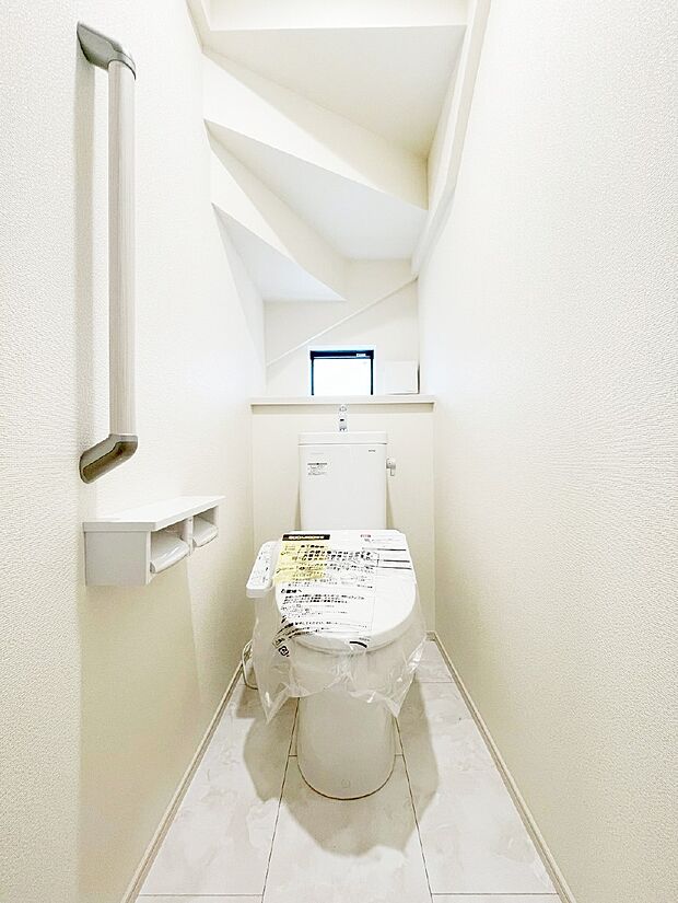 トイレは温水洗浄機能付き