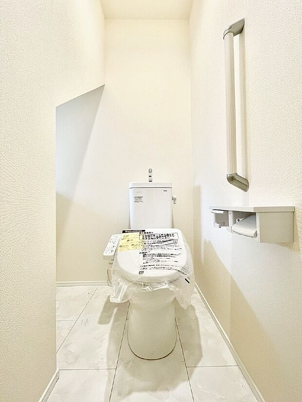 トイレは安心の2箇所!朝のバタバタも一安心です。