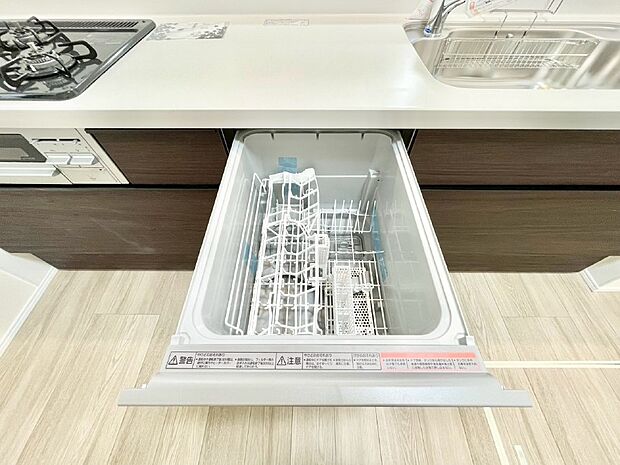 面倒なお片づけは食洗機にお任せ!家事の負担が減って、時間にも気持ちにもゆとりができます。