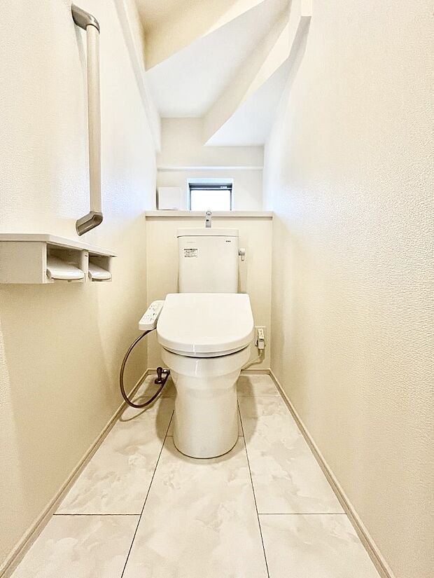 トイレは安心の2箇所!朝のバタバタも一安心です。