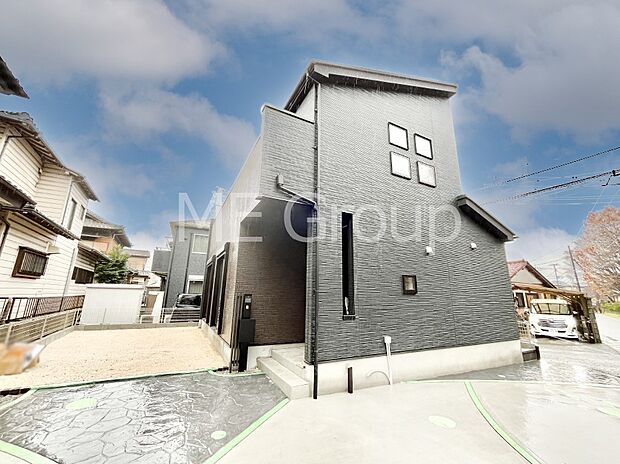 たっぷりの陽光と心地よい風が舞い込む住まい