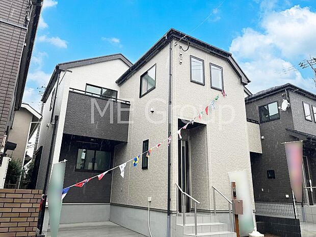 ~Exterior~ 閑静な住宅地で子育て家族にピッタリ。 毎日のお散歩も快適な緑に恵まれたエリアで、自然に包まれた穏やかな暮らしを実現するための、ゆとりある住環境が整っています。